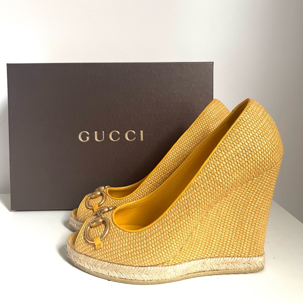 AUTHENTIC GUCCI YELLOW WEDGES - Picture 4 of 15